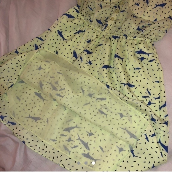 SHARK 🦈 BCBG SUMMER DRESS🦈 - Picture 3 of 4